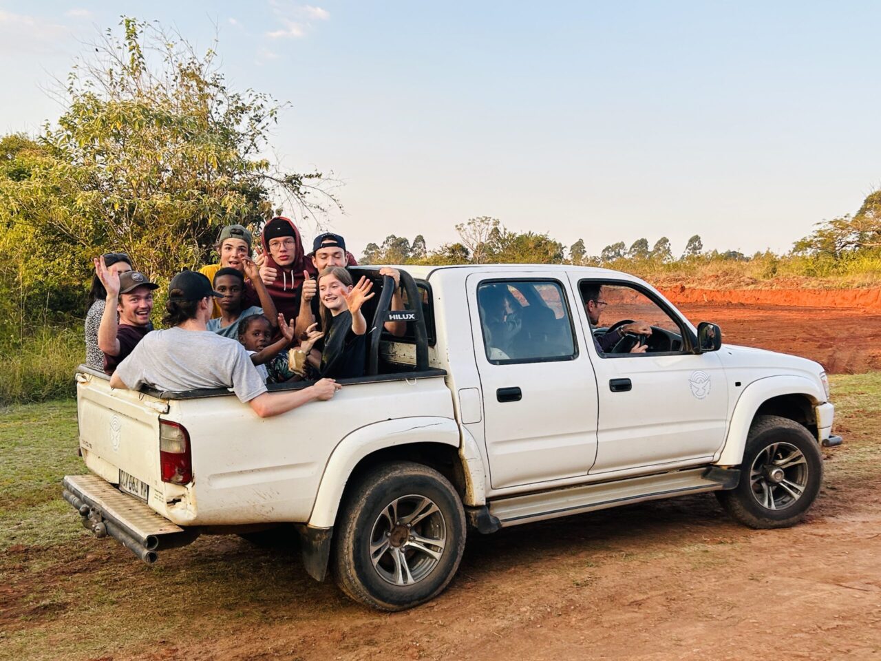 Zeitung-transport Teamfoto von einem Kurzzeiteinsatz in Südafrika